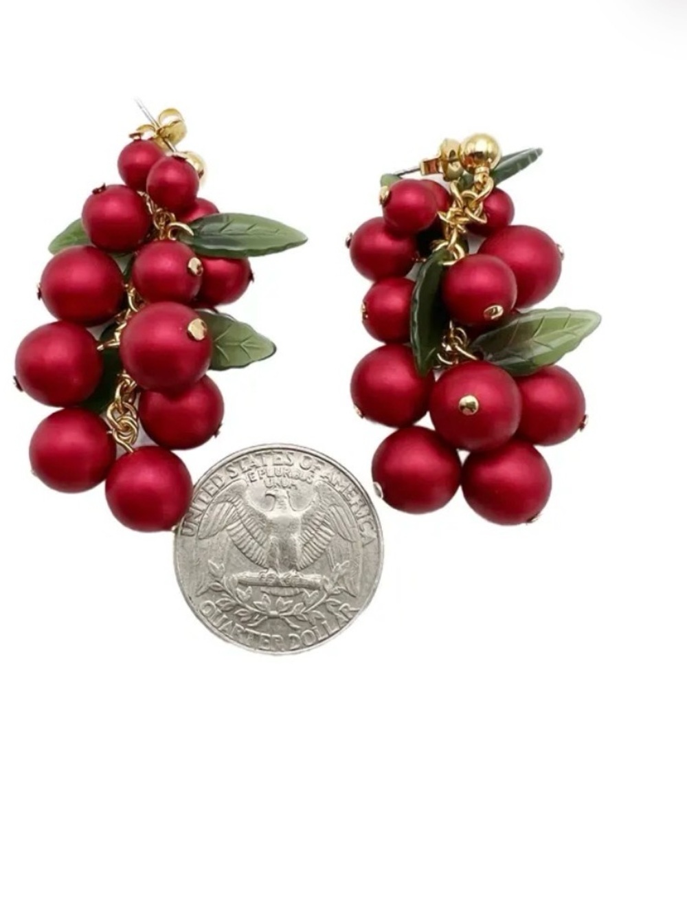 Vintage Avon earrings - Picture 3 of 3